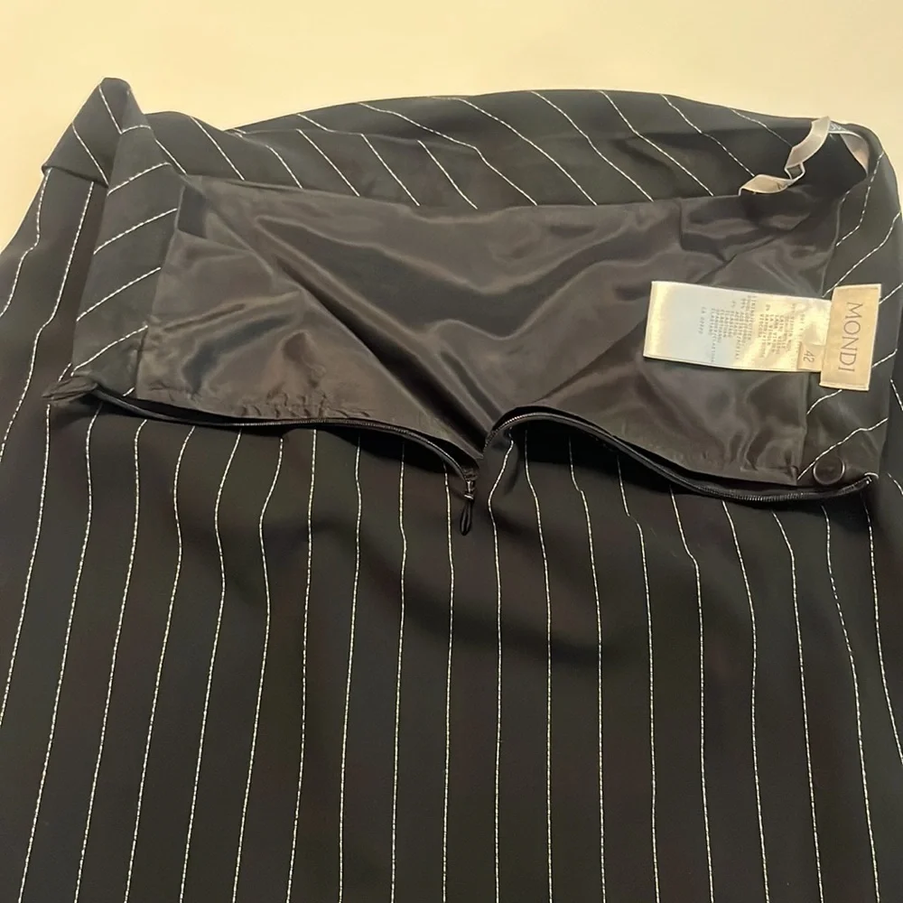 Mondi Vintage Wool Black with White Pinstripe A-Line Skirt Size 42EU, 6/8US